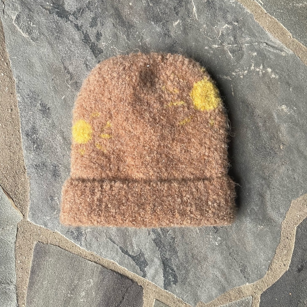 Uo-Emy Icon Beanie View 5